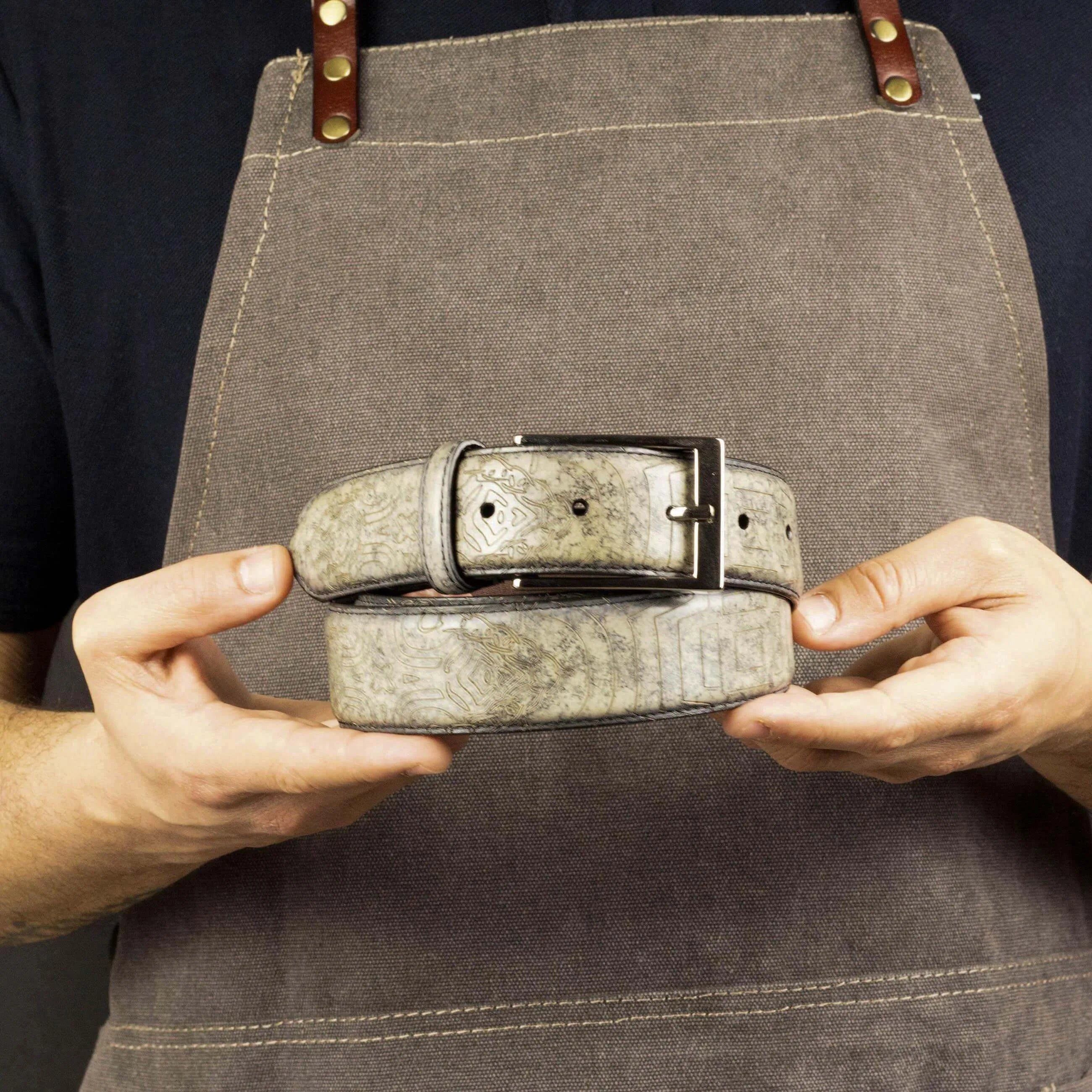 Aztika Patina Hamptons Belt II gray patterned leather
