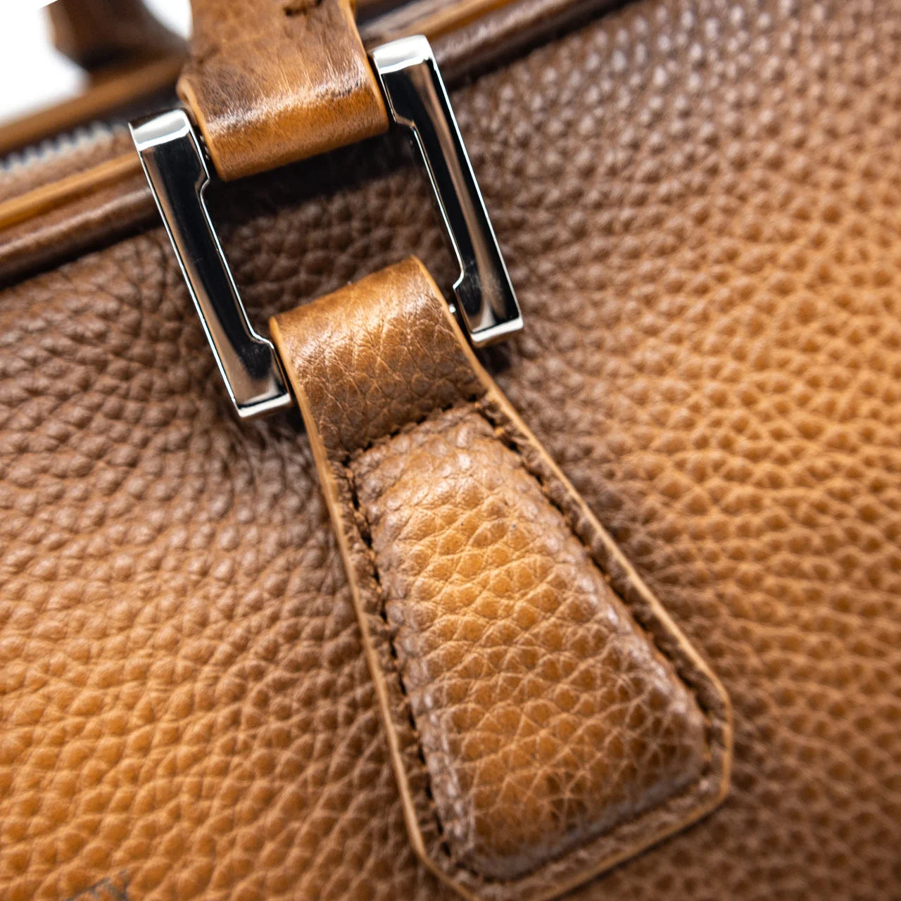 Elandro satchel briefcase in Italian full-grain leather with coded lock