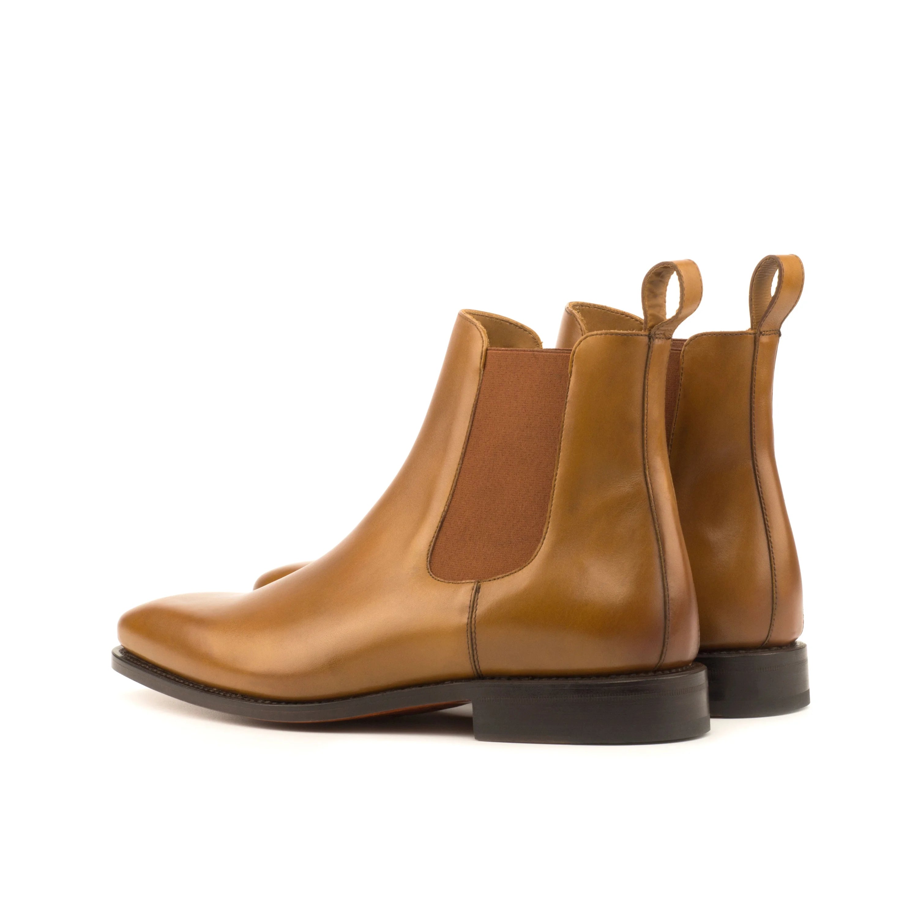 Braindo chelsea boot with tan leather, polished finish, dark brown elastic panels