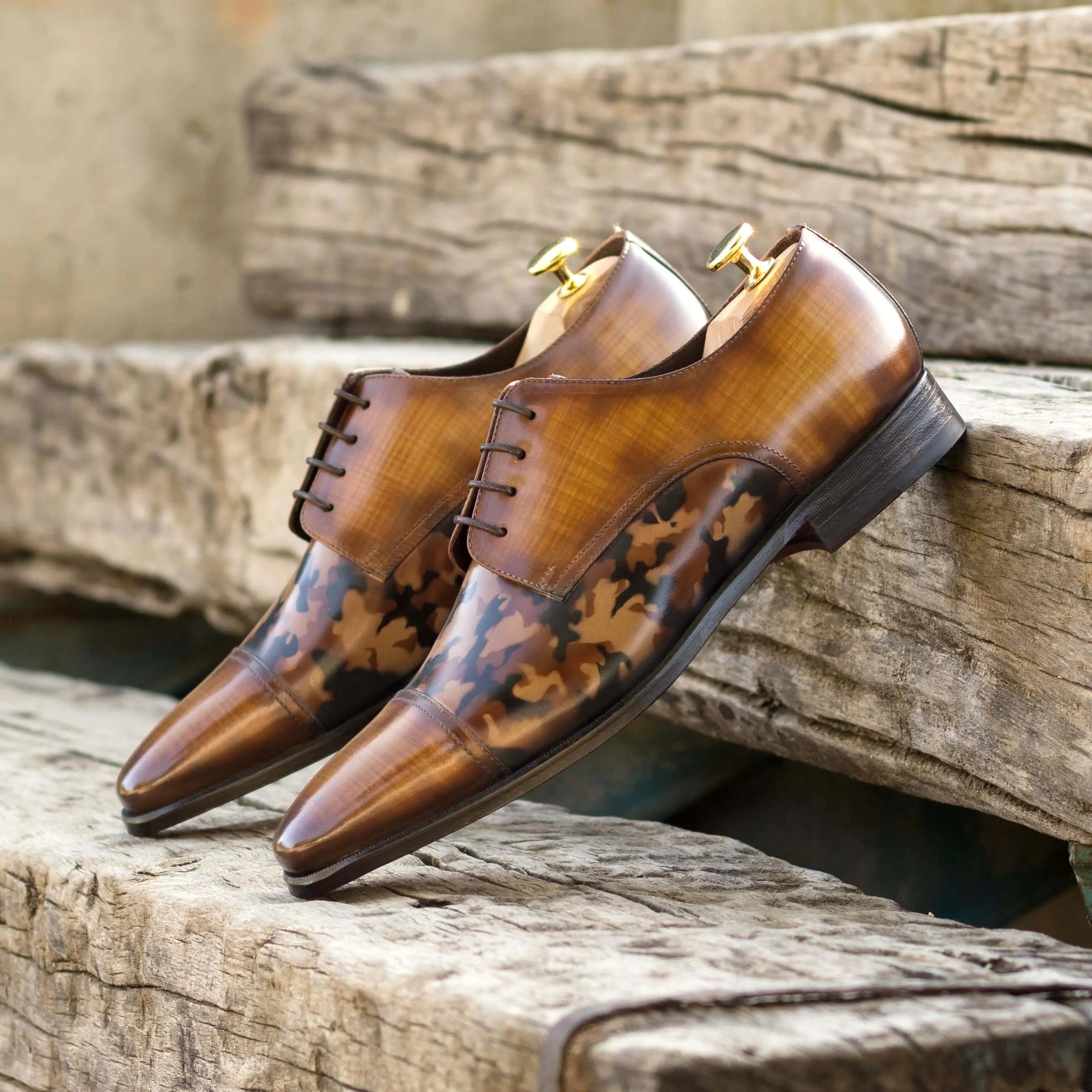 Bristol Patina Derby shoes in brown leather, back view