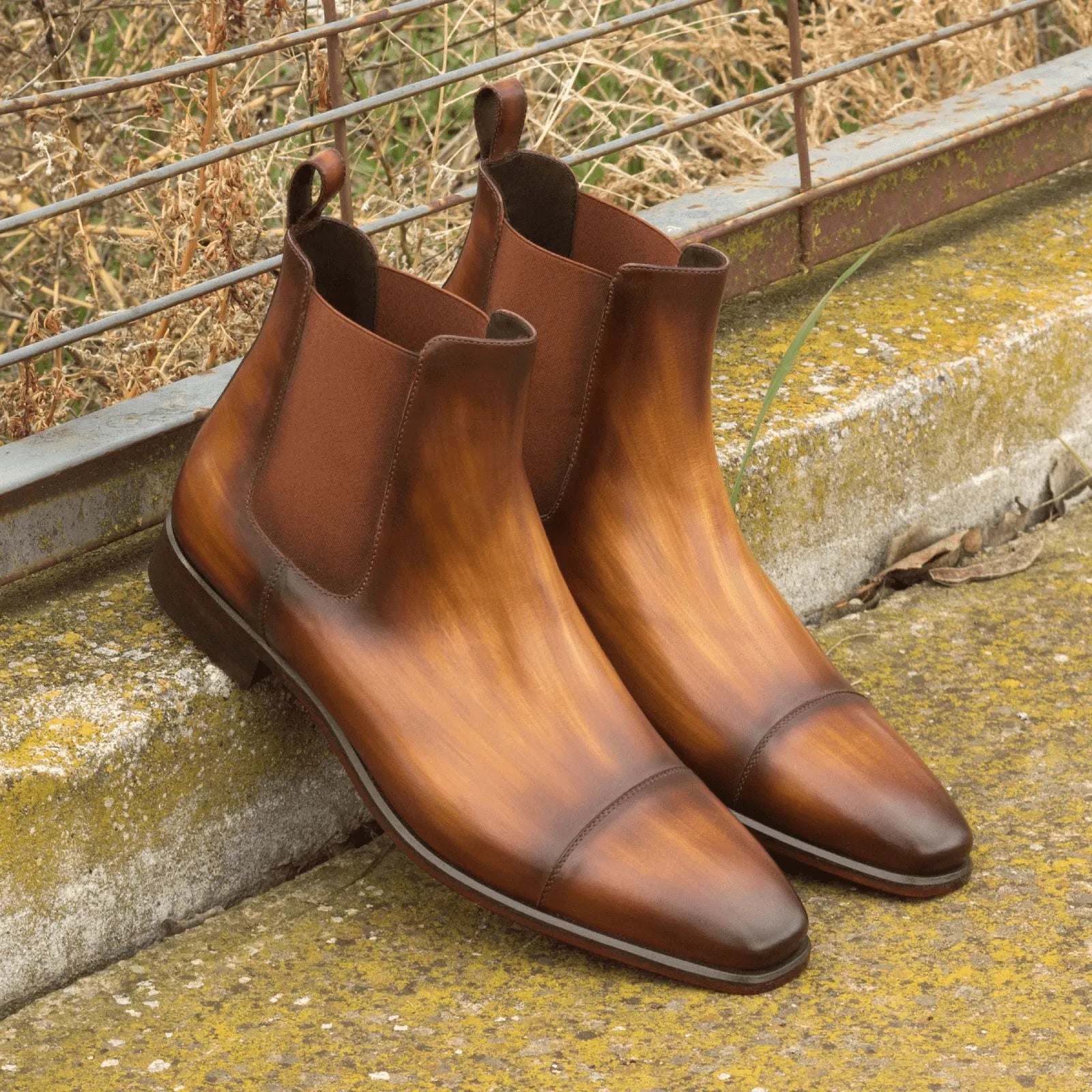 Caratacos patina Chelsea boots in brown leather