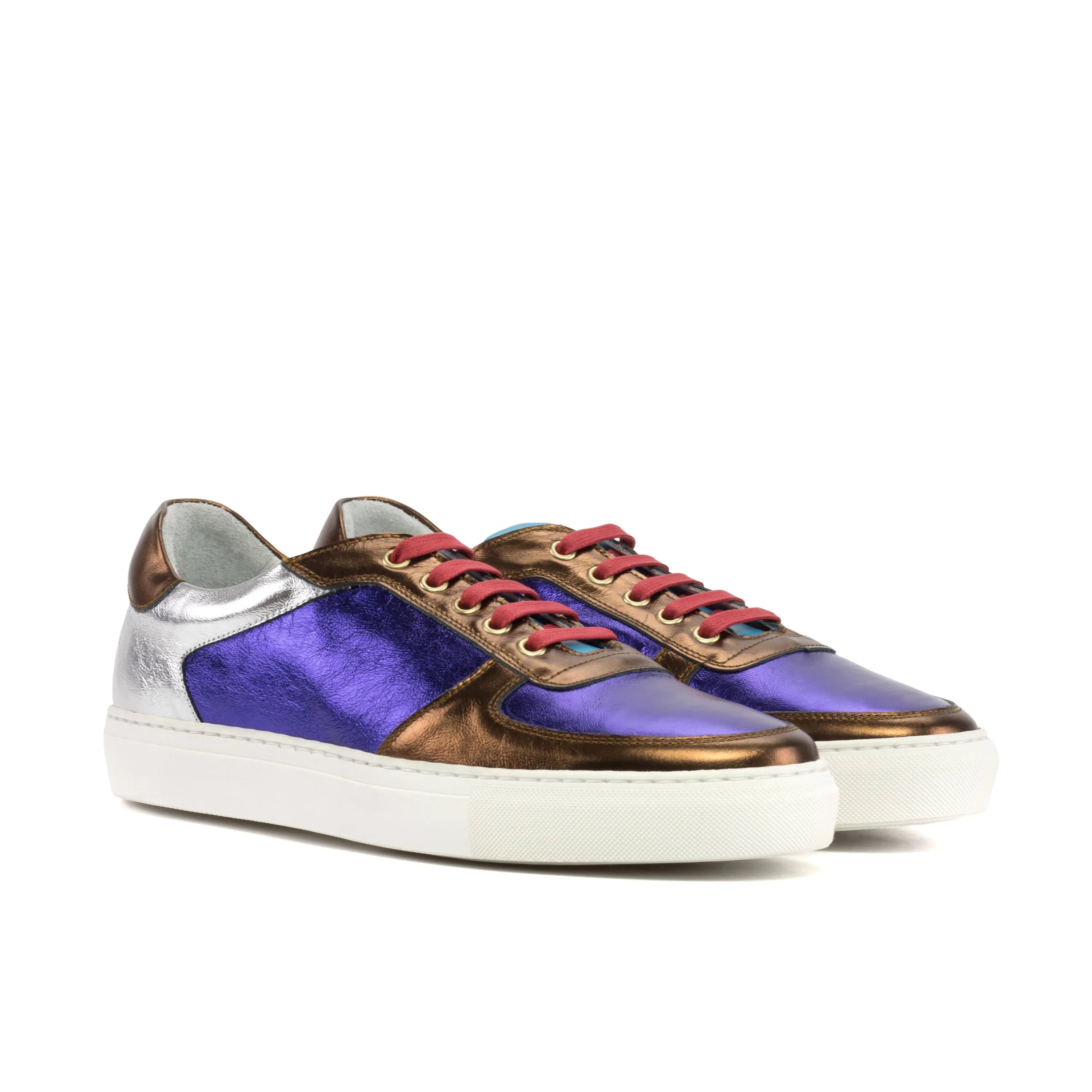 Carbon low top sneaker II in metallic purple and bronze Italian leather