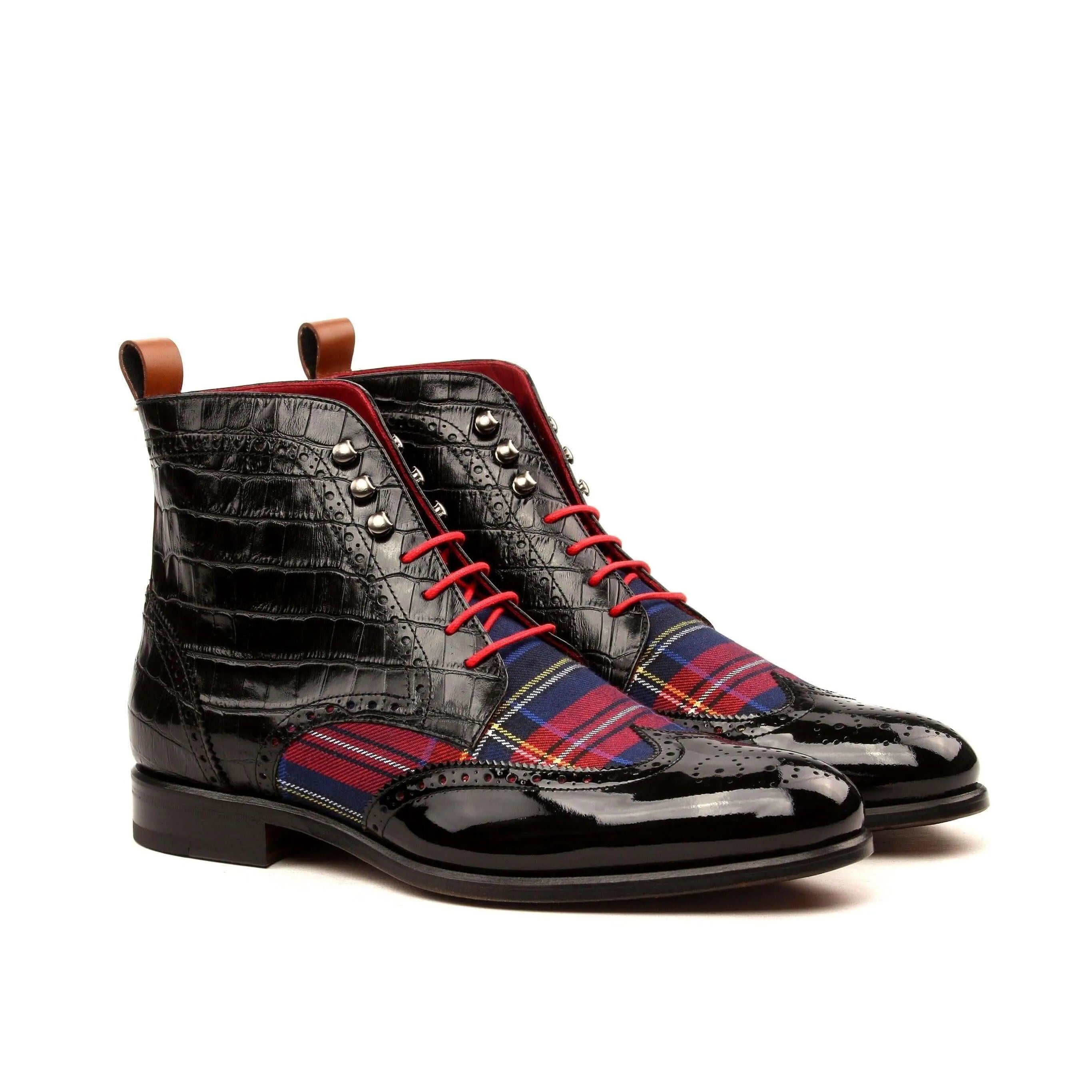 Catu Military Brogue Boots II in black leather and plaid