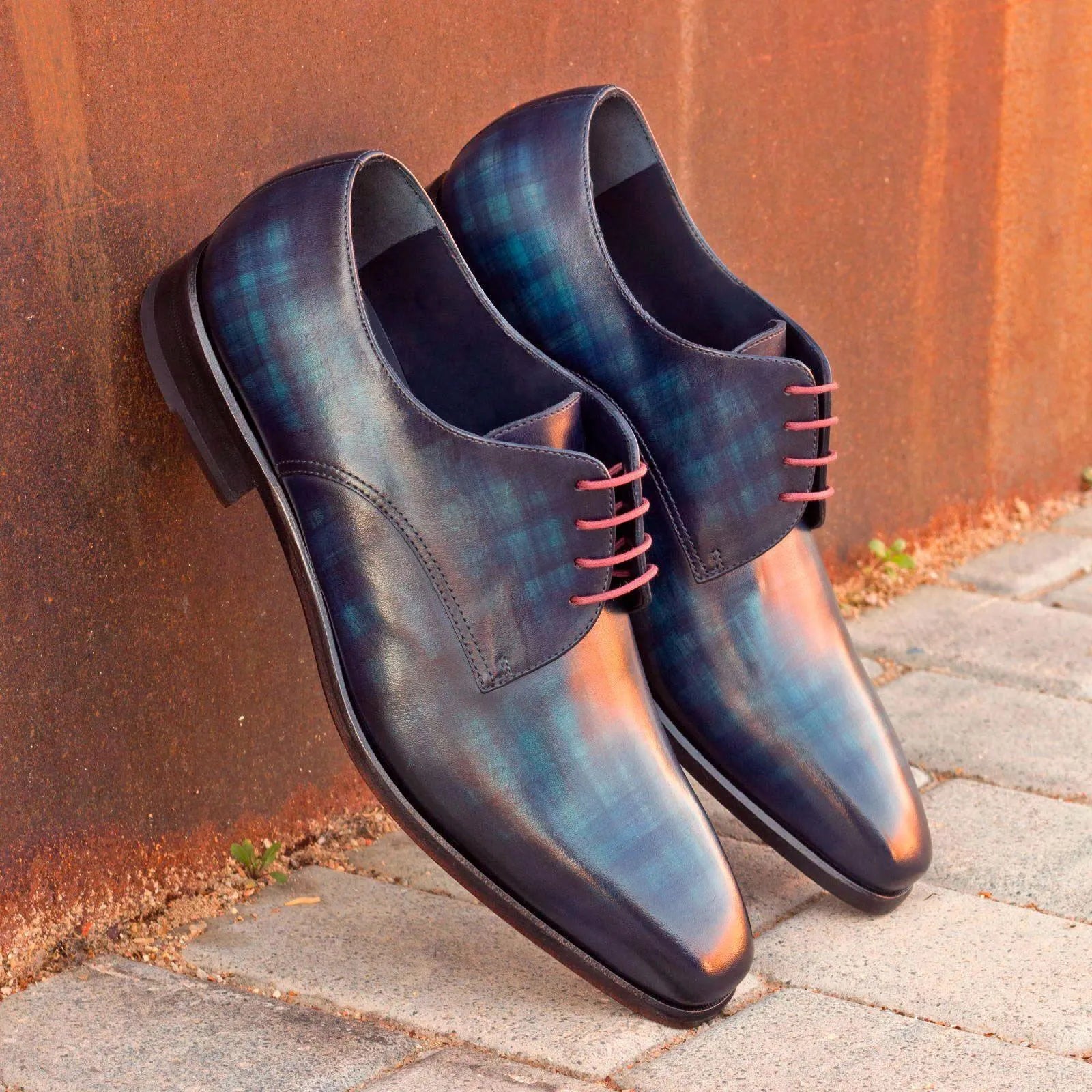Pair of Cruz Patina Derby shoes II in blue leather