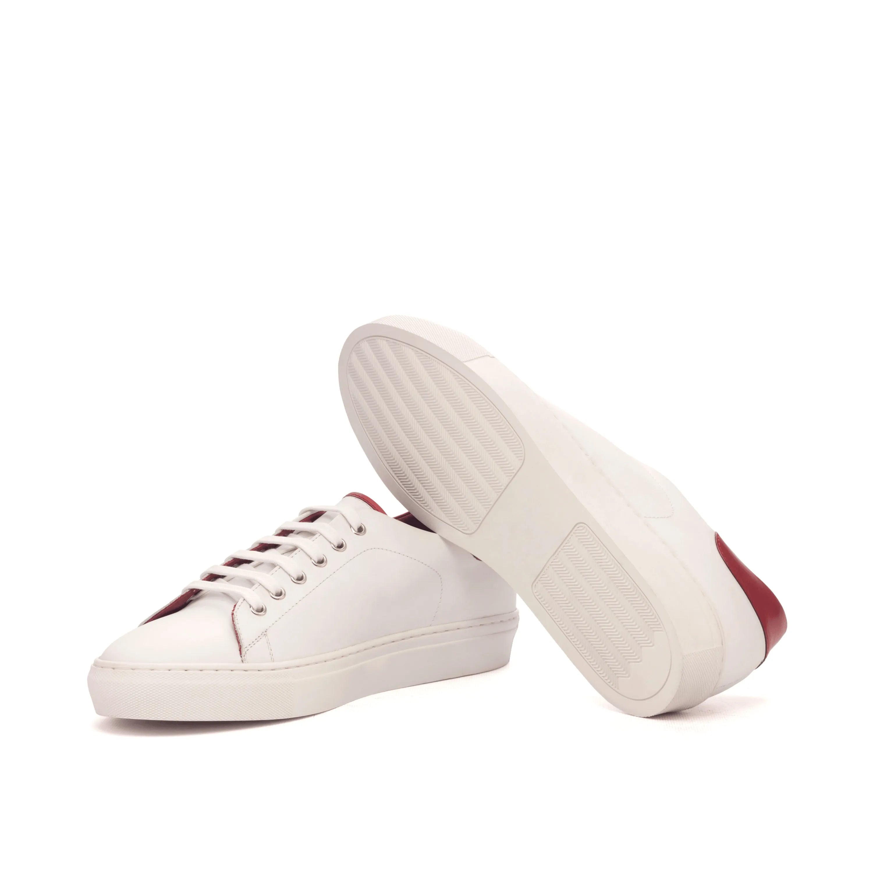 White Cyril Trainer Sneaker II with red accents on leather