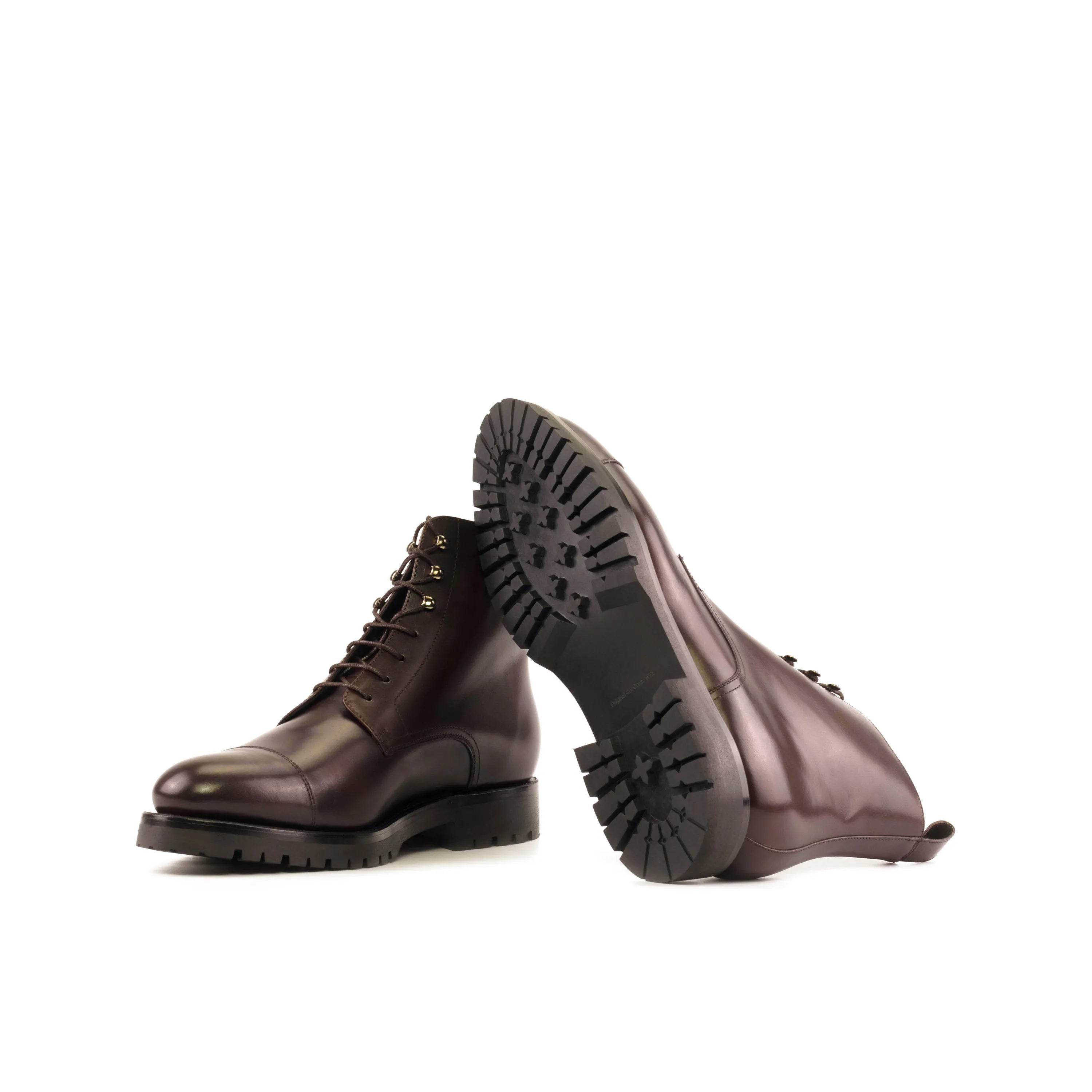 Geeva jumper boots brown leather lace-up design