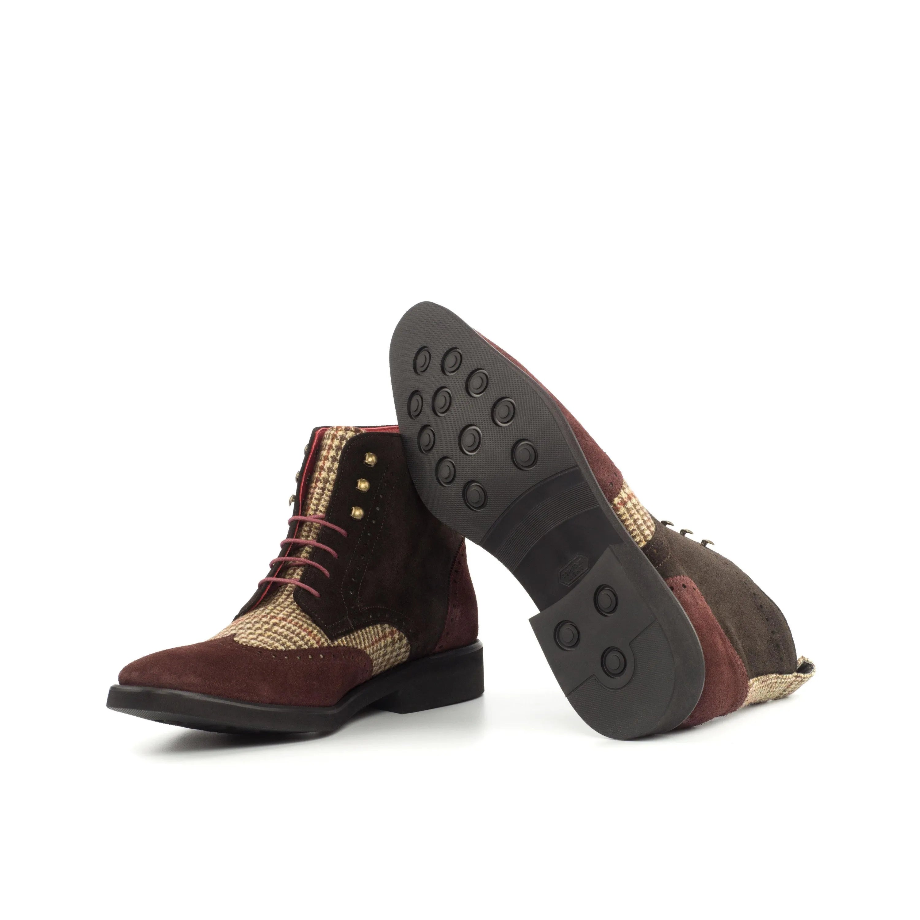 General06 military brogue boots II in brown and tweed wingtip
