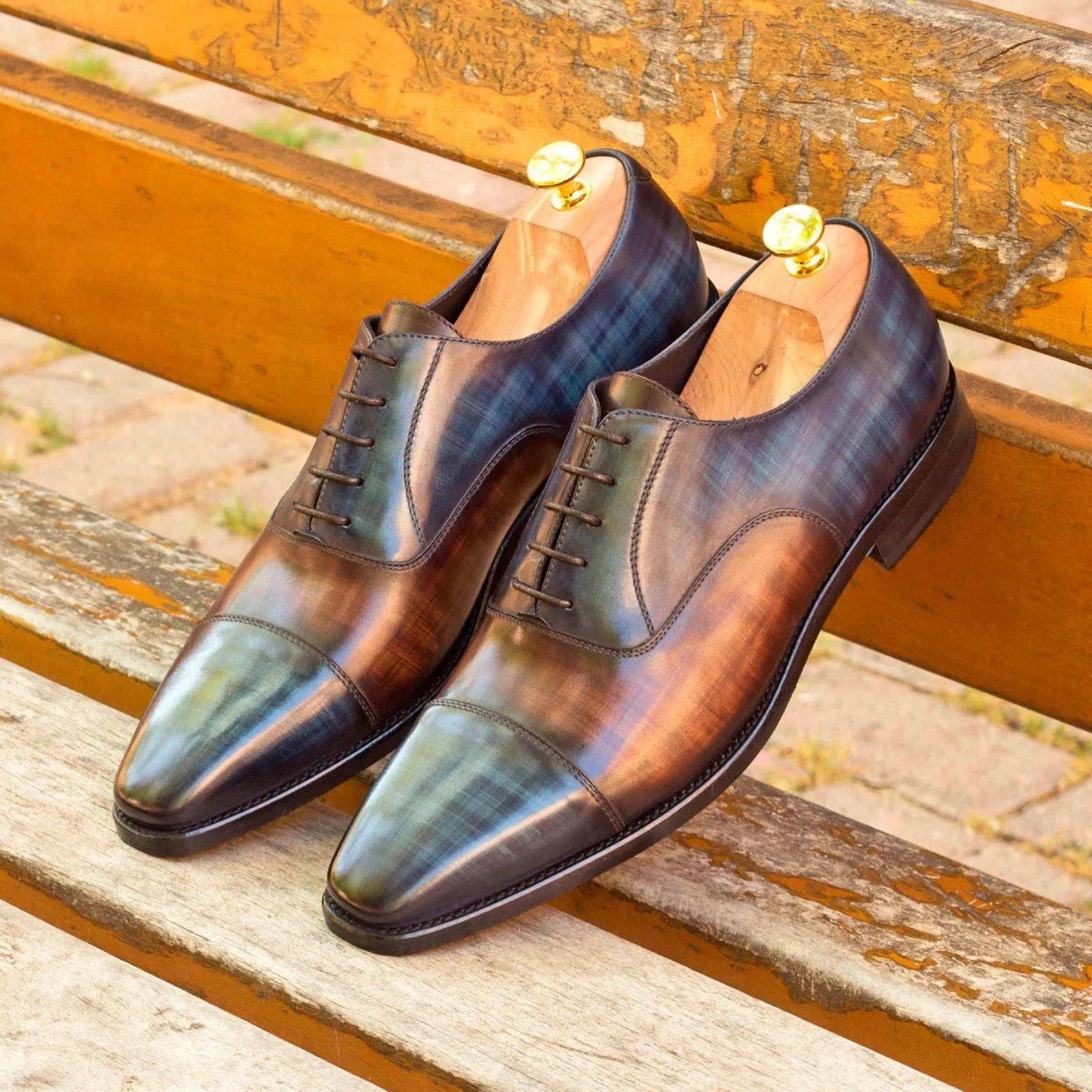 Heartland Oxford patina shoes: two-toned leather dress shoes