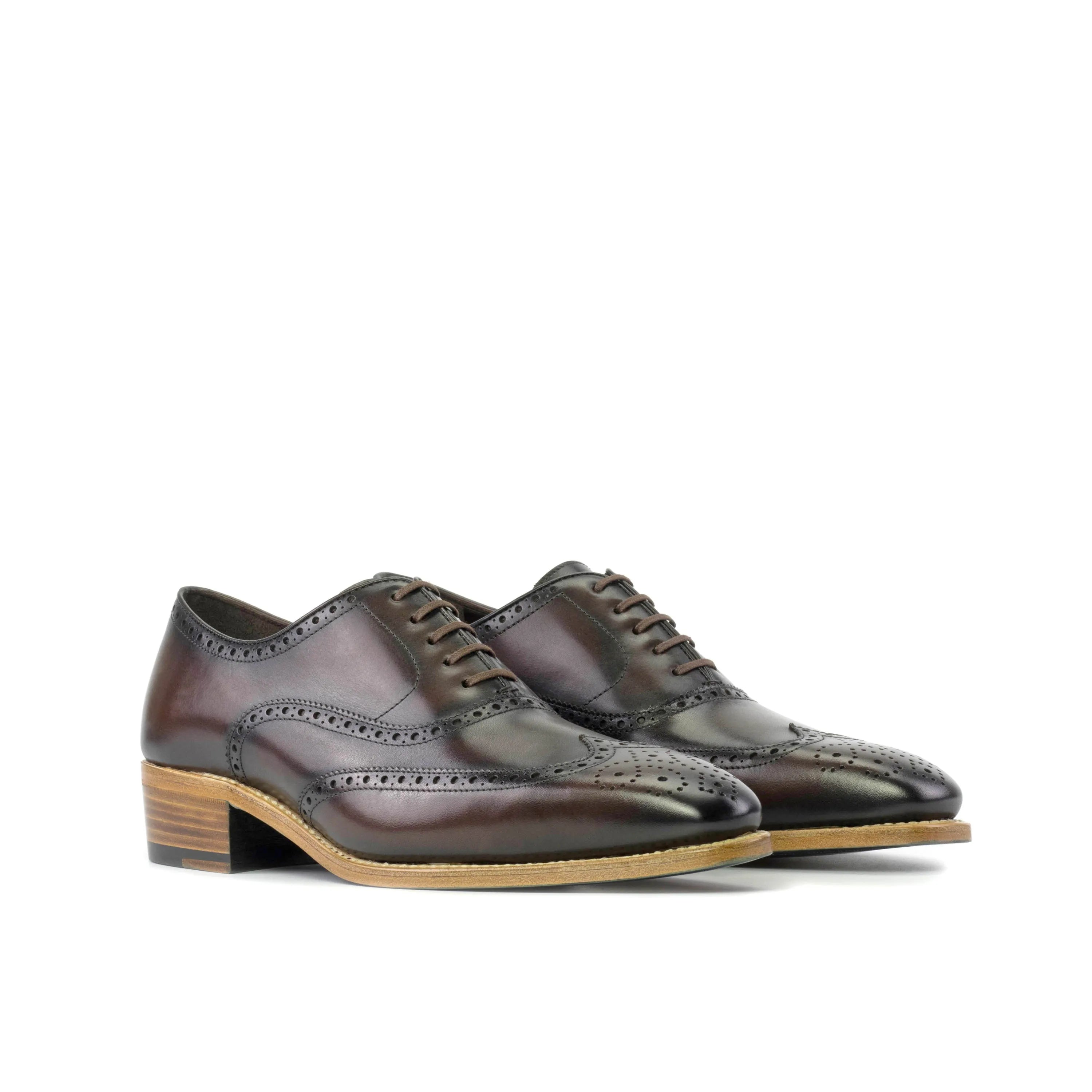 Pair of brown leather Juluis full brogue dress shoes