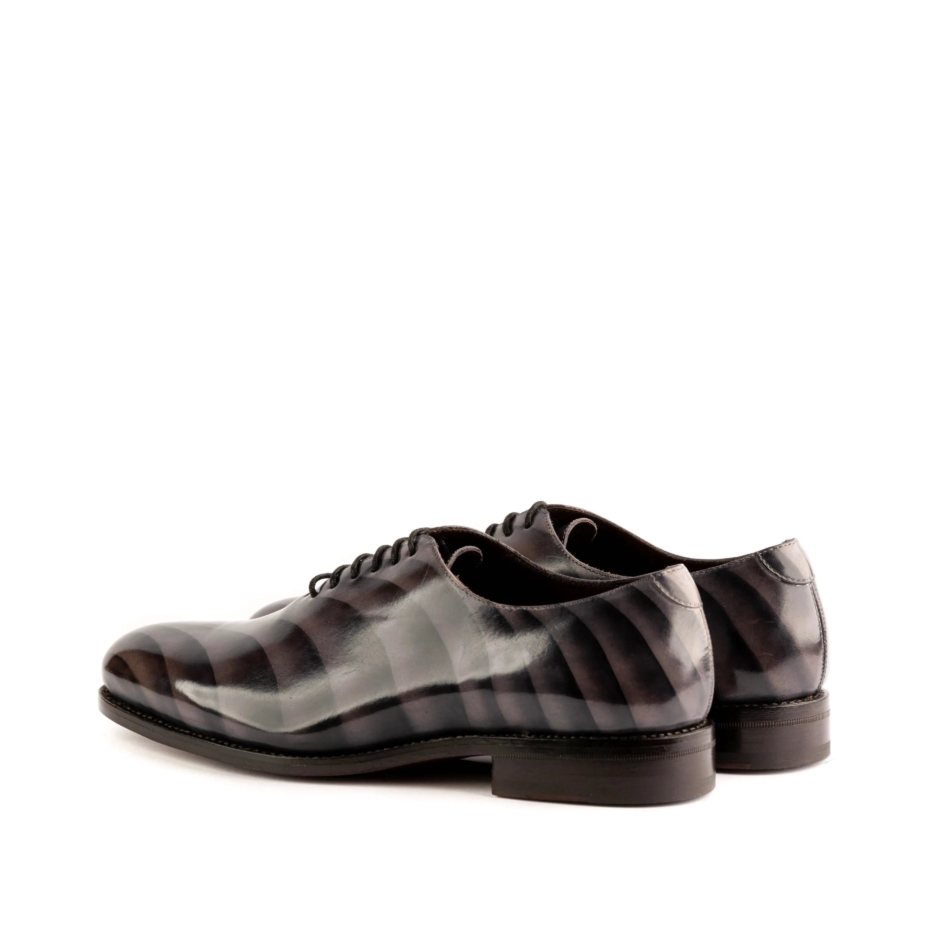Leonidas Patina Wholecut II striped leather dress shoes