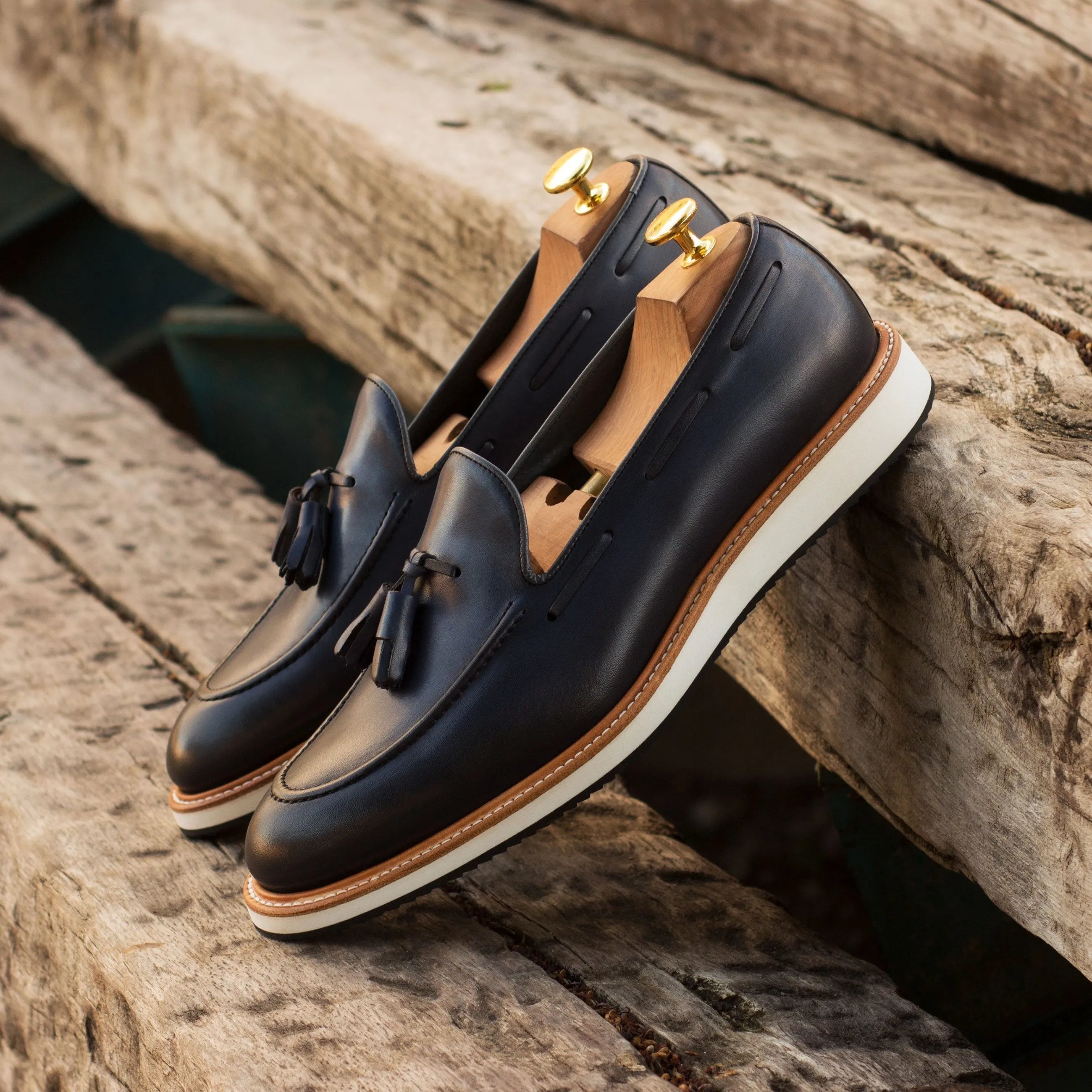 Lodino loafers: black leather tassel luxury bespoke shoes for men