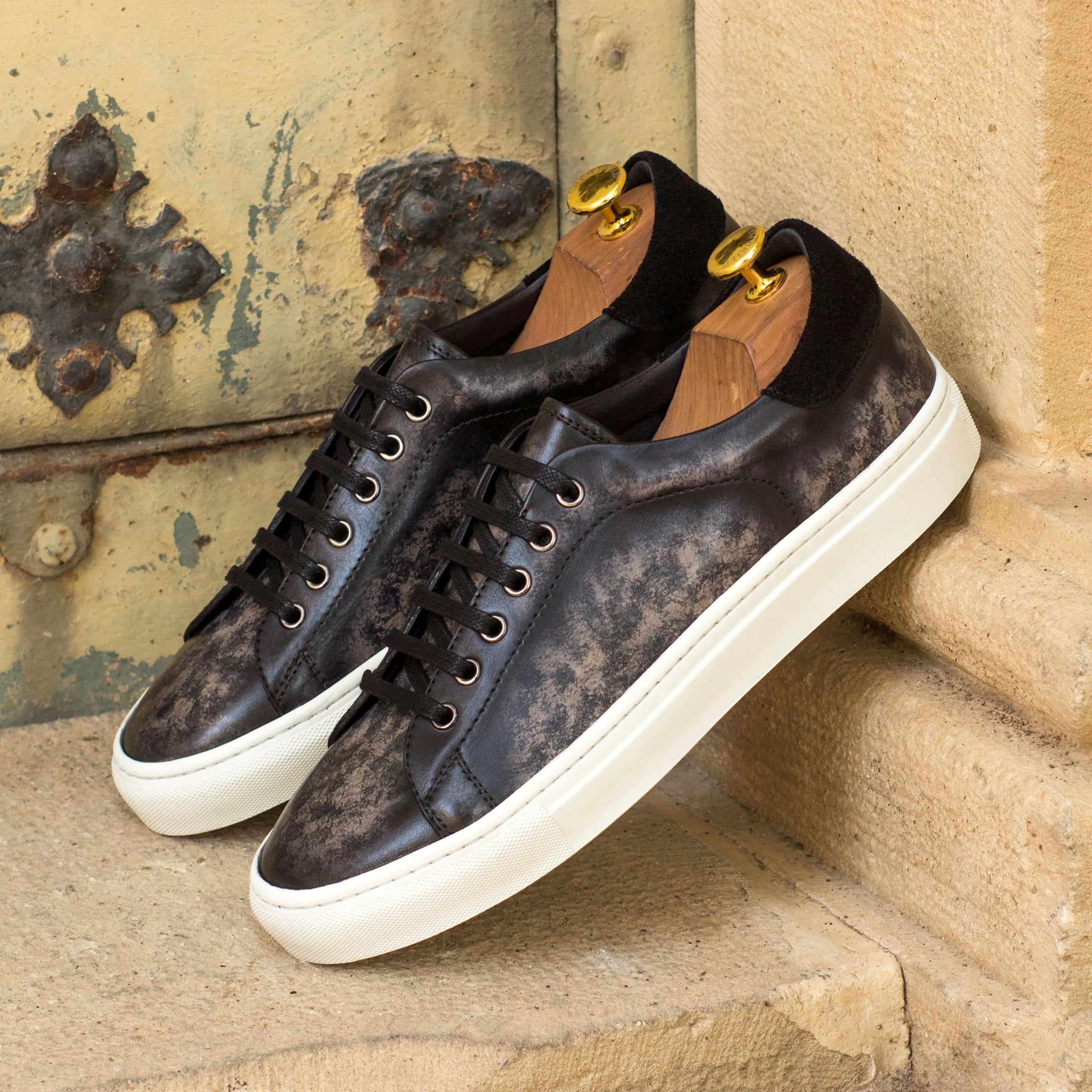 Nira Trainer Patina leather sneakers with shoe trees