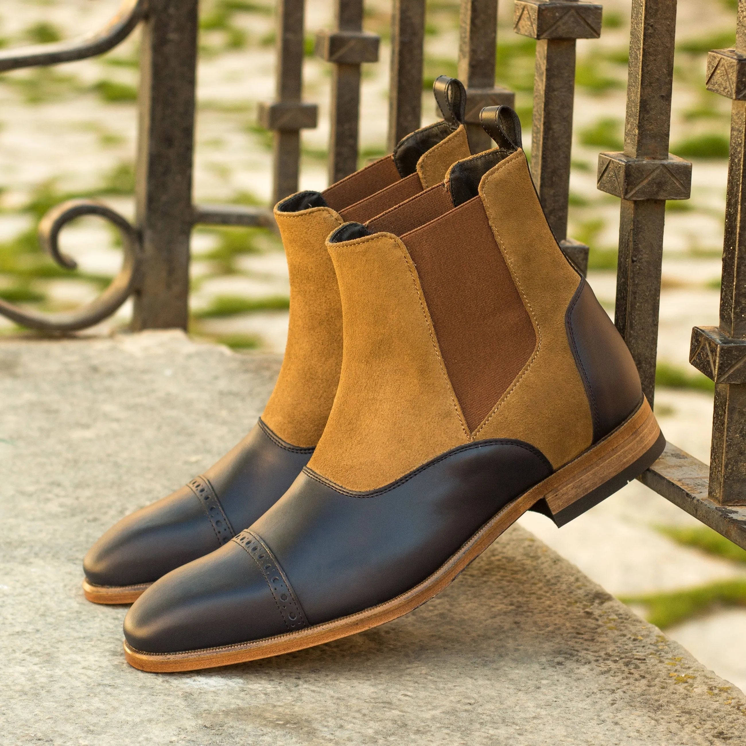 Prevenzano Chelsea boots in two-toned leather