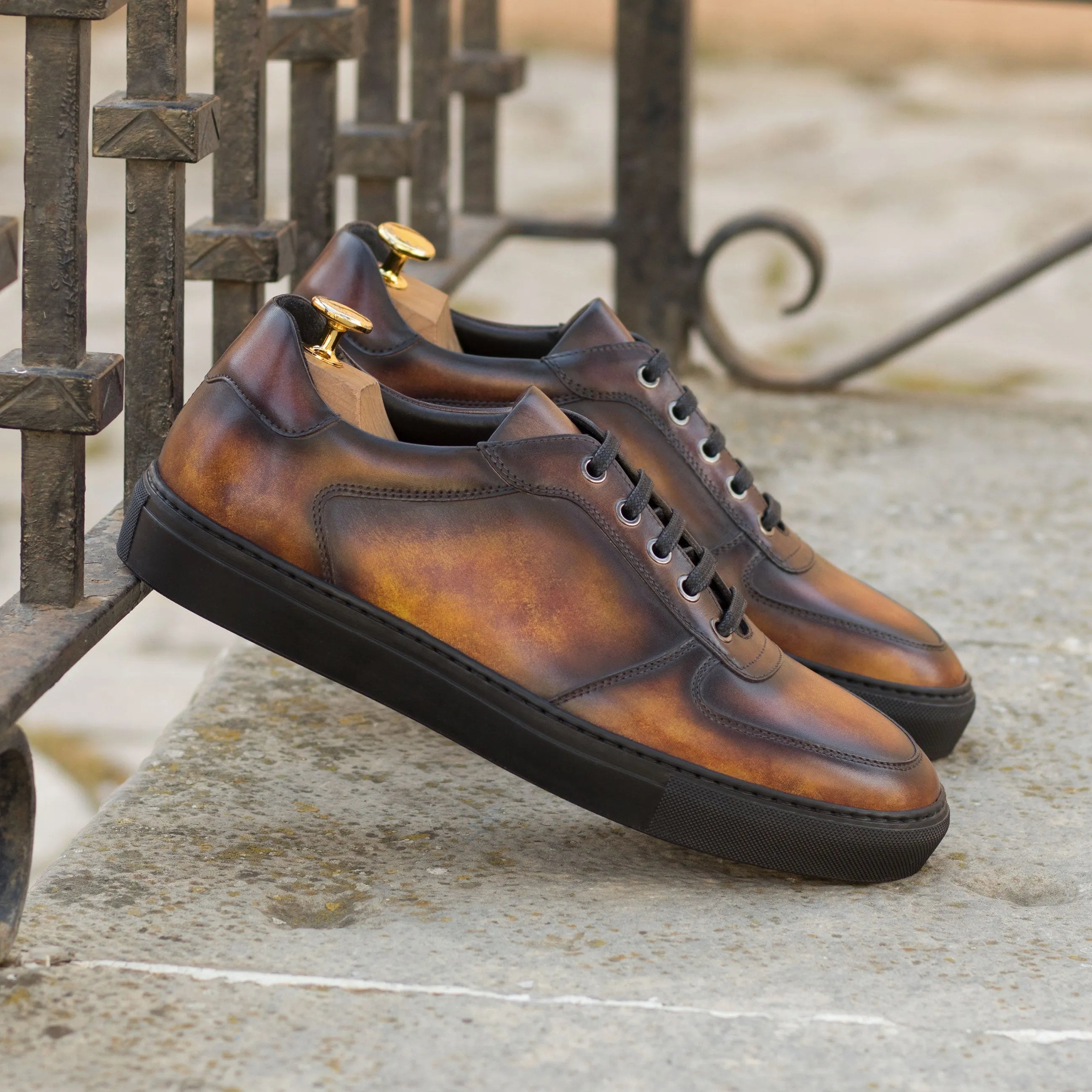 Talsa Patina Low Top brown leather sneakers with black soles
