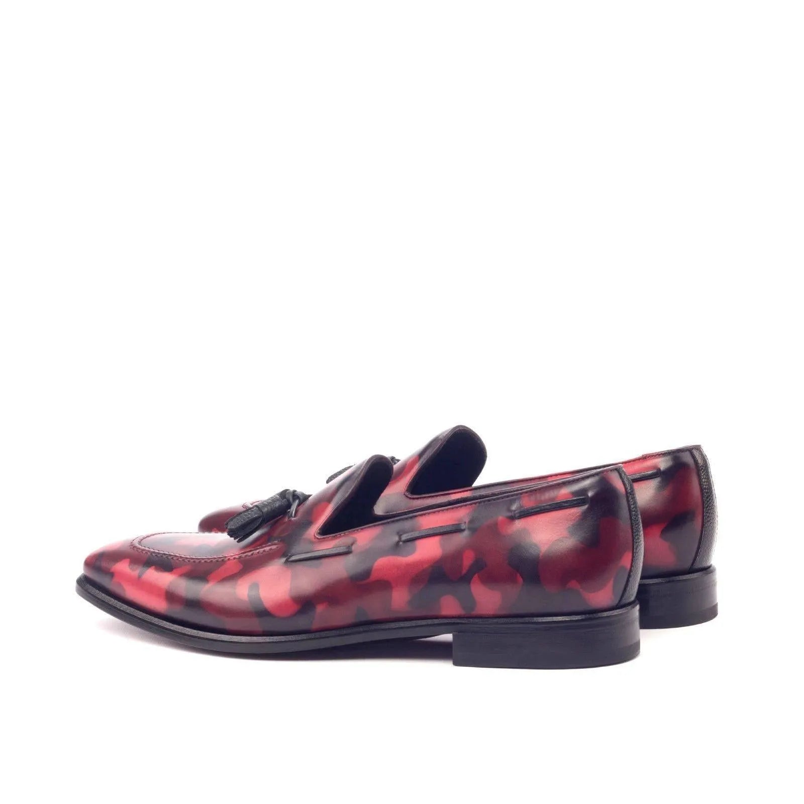 Timo camo loafers II in red and black camouflage with tassels