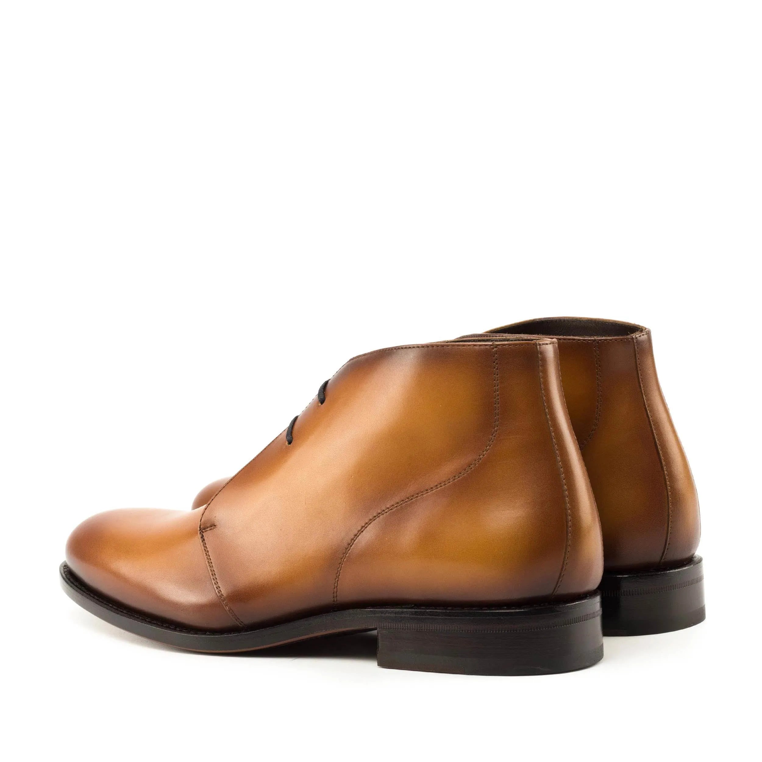 Brown leather 6011 chukka boots with hand-painted patina