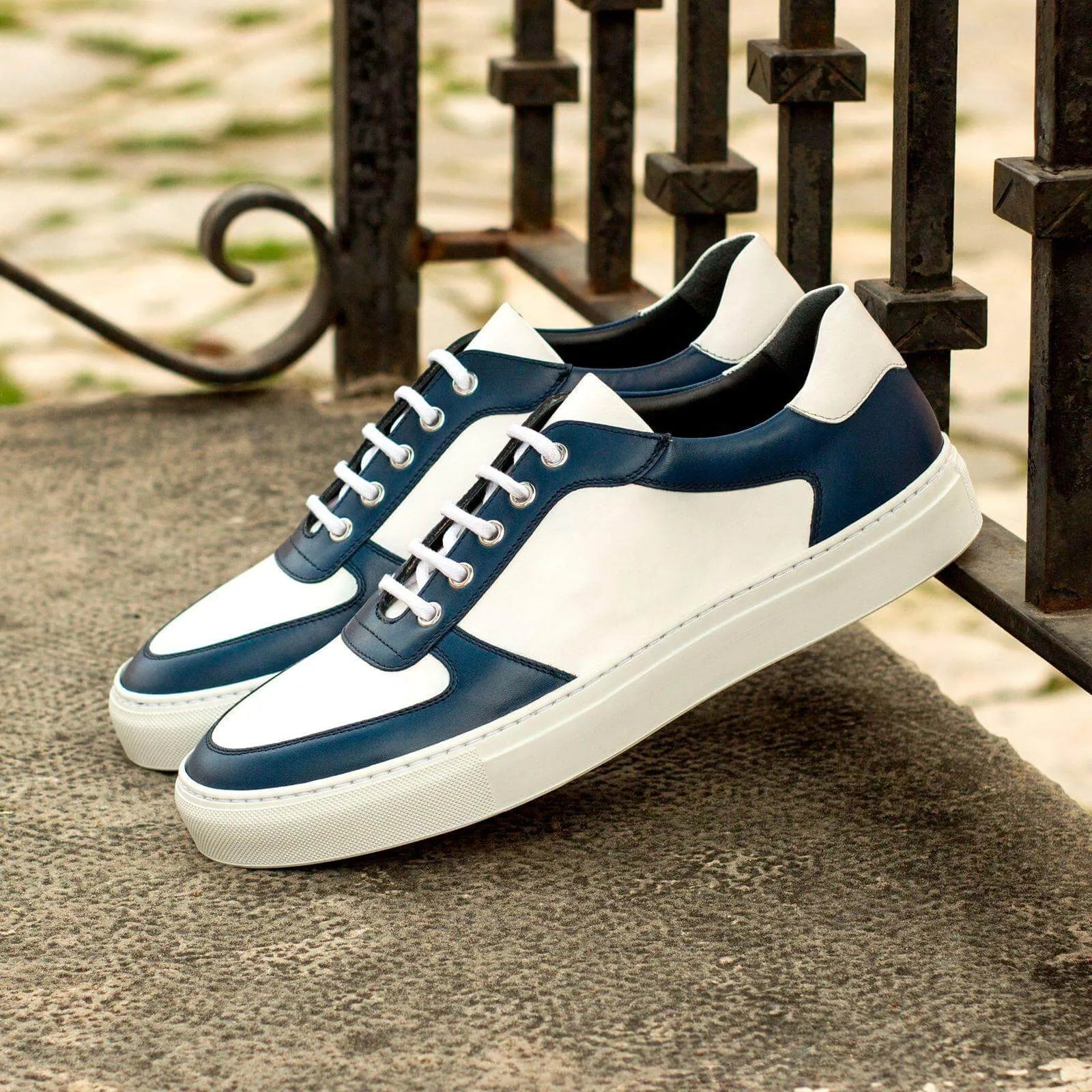 AL70 Low two-tone leather sneakers, luxury bespoke shoes for men