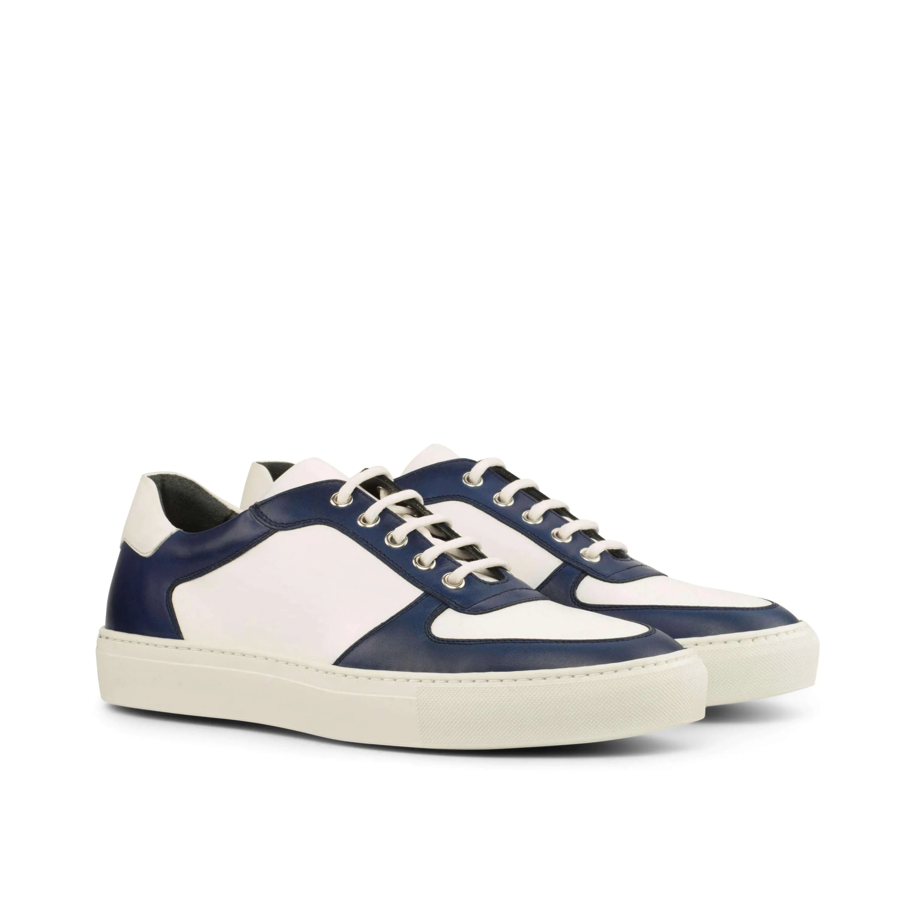 AL70 Low luxury bespoke two-toned leather sneakers for men