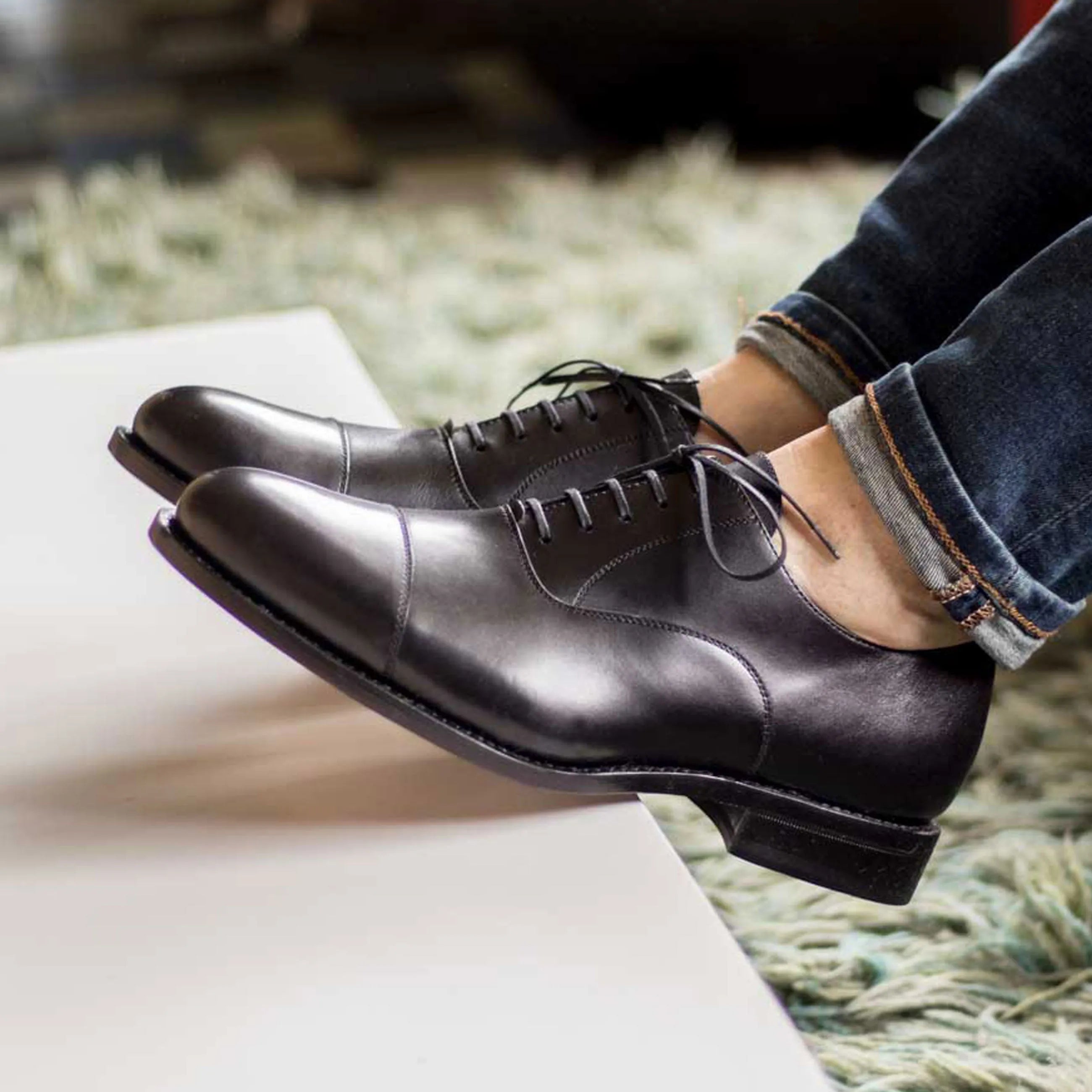 Pair of black leather Ales Oxford Shoes II, fast lane style
