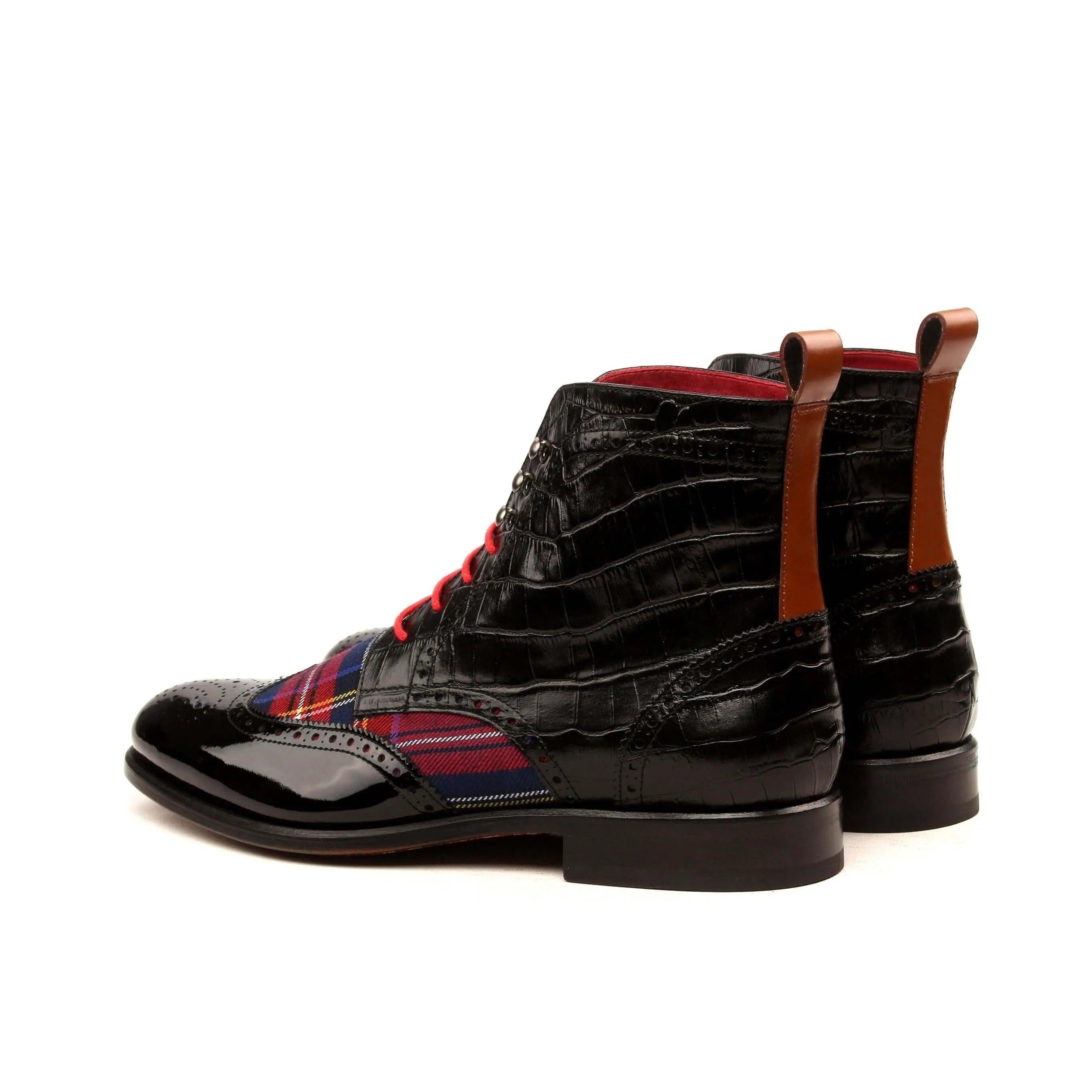 Catu Military Brogue Boots II in black leather and plaid