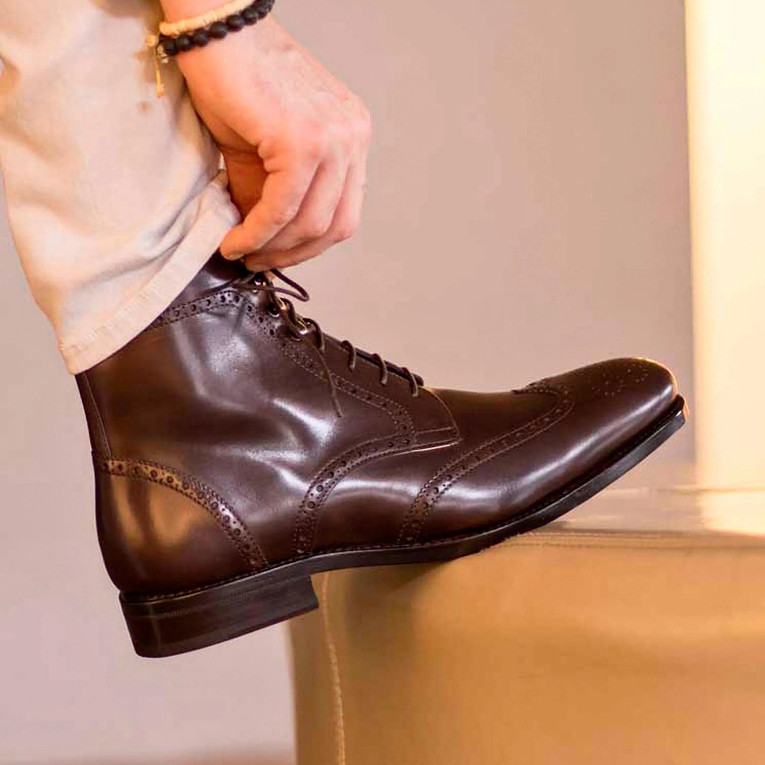 Brown leather Devin Military Brogue Boots II wingtip