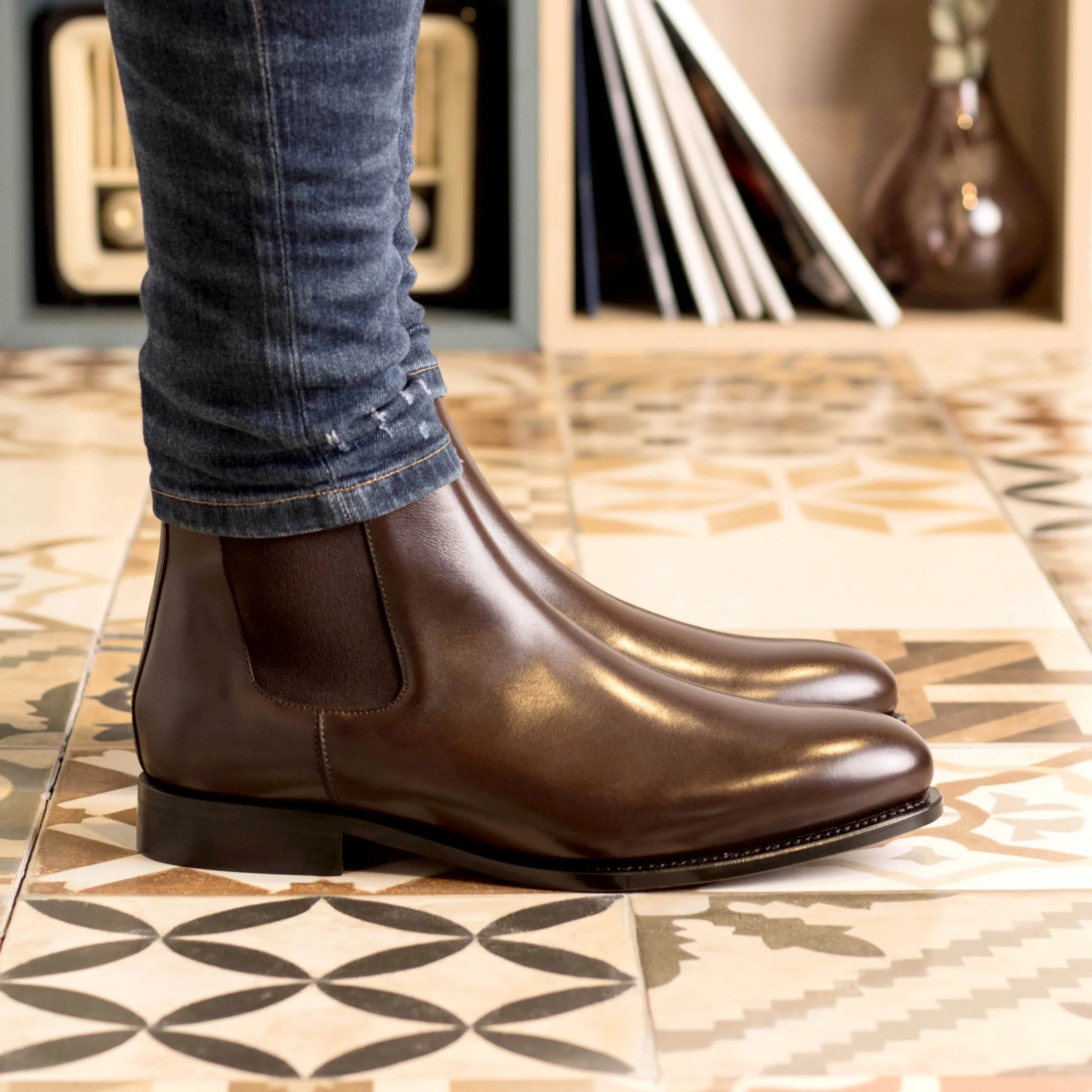 Ettore Chelsea Boots brown leather back view ships fast lane business days