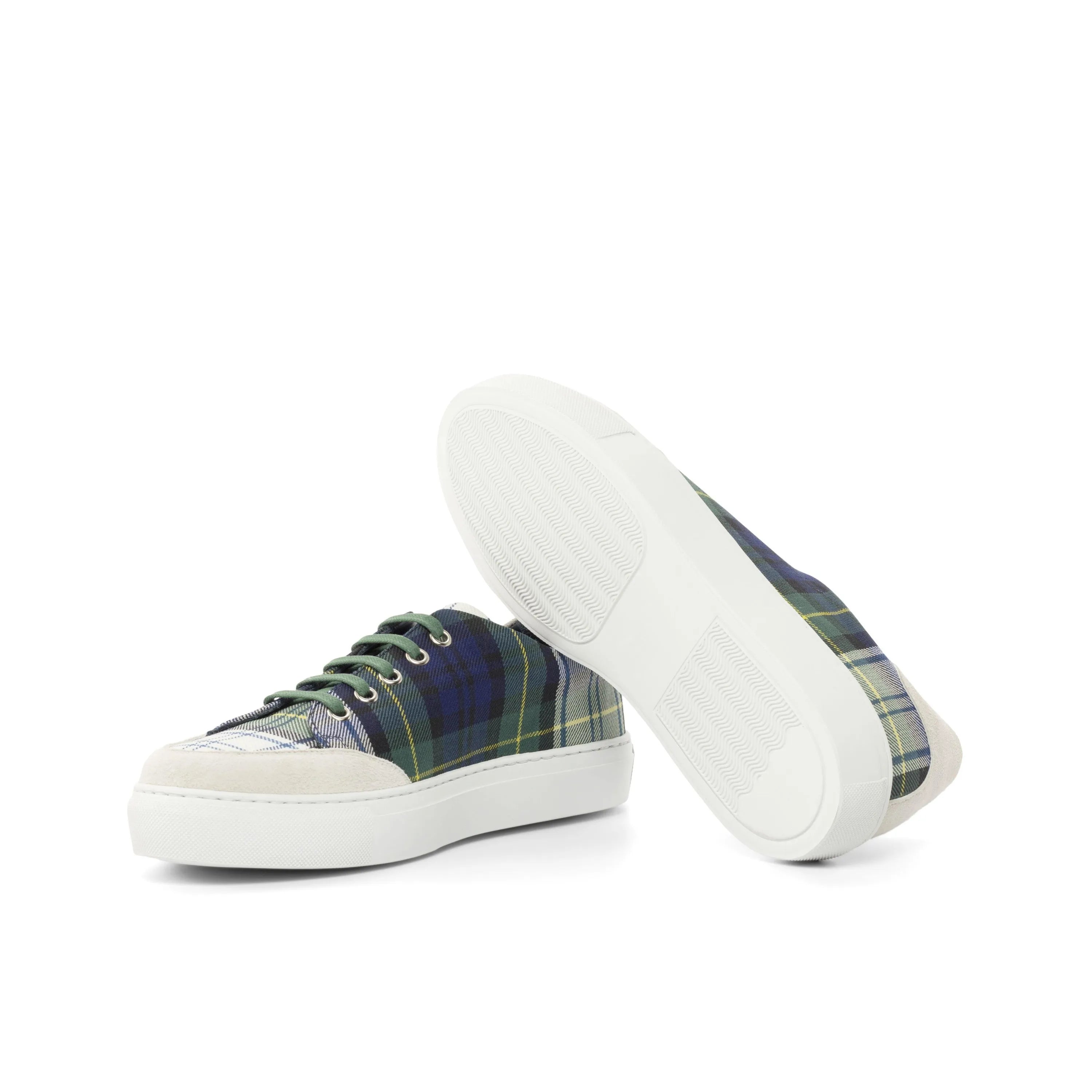 Gavina ladies tennis sneaker with plaid patterned canvas design