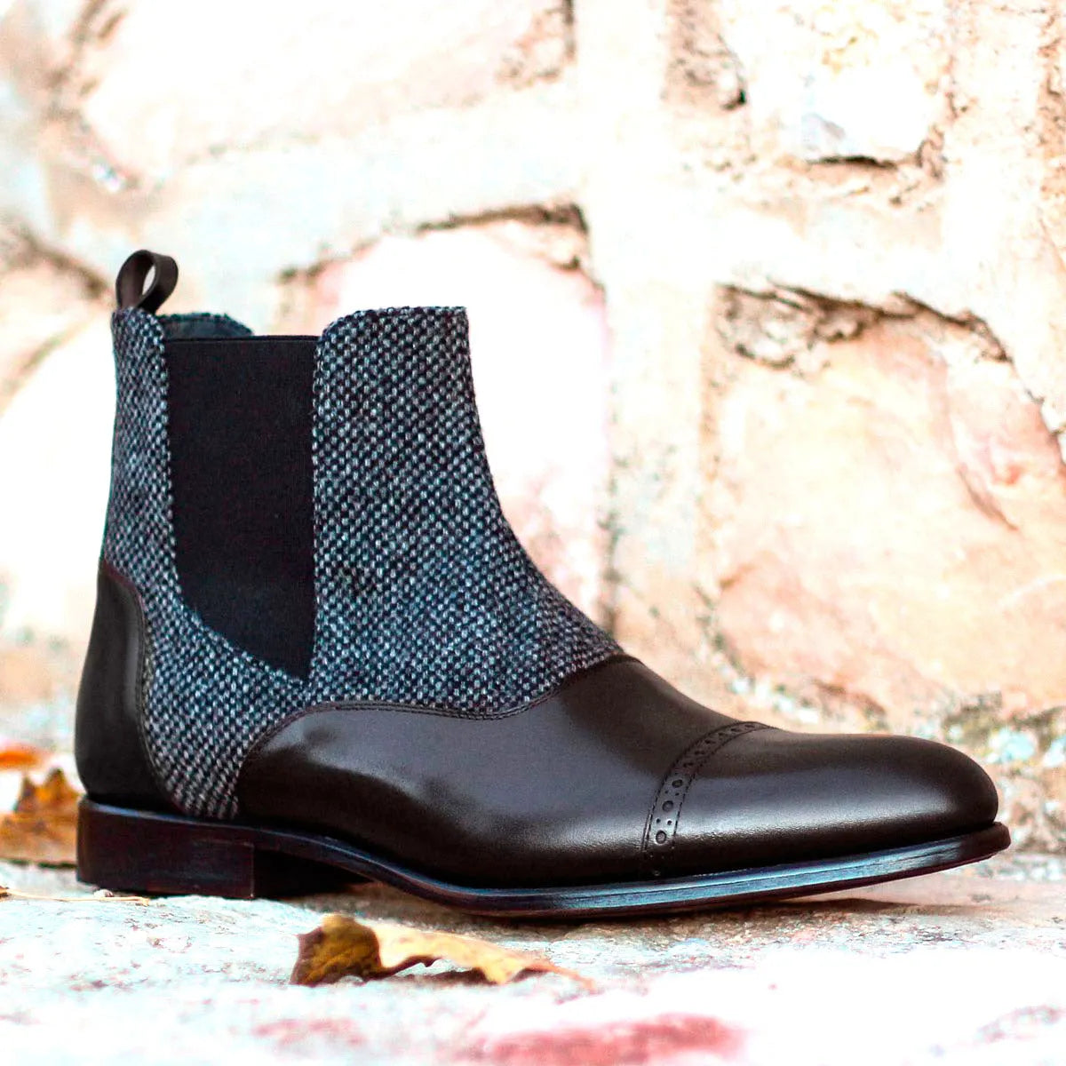 Kainos Chelsea boot in brown leather and tweed