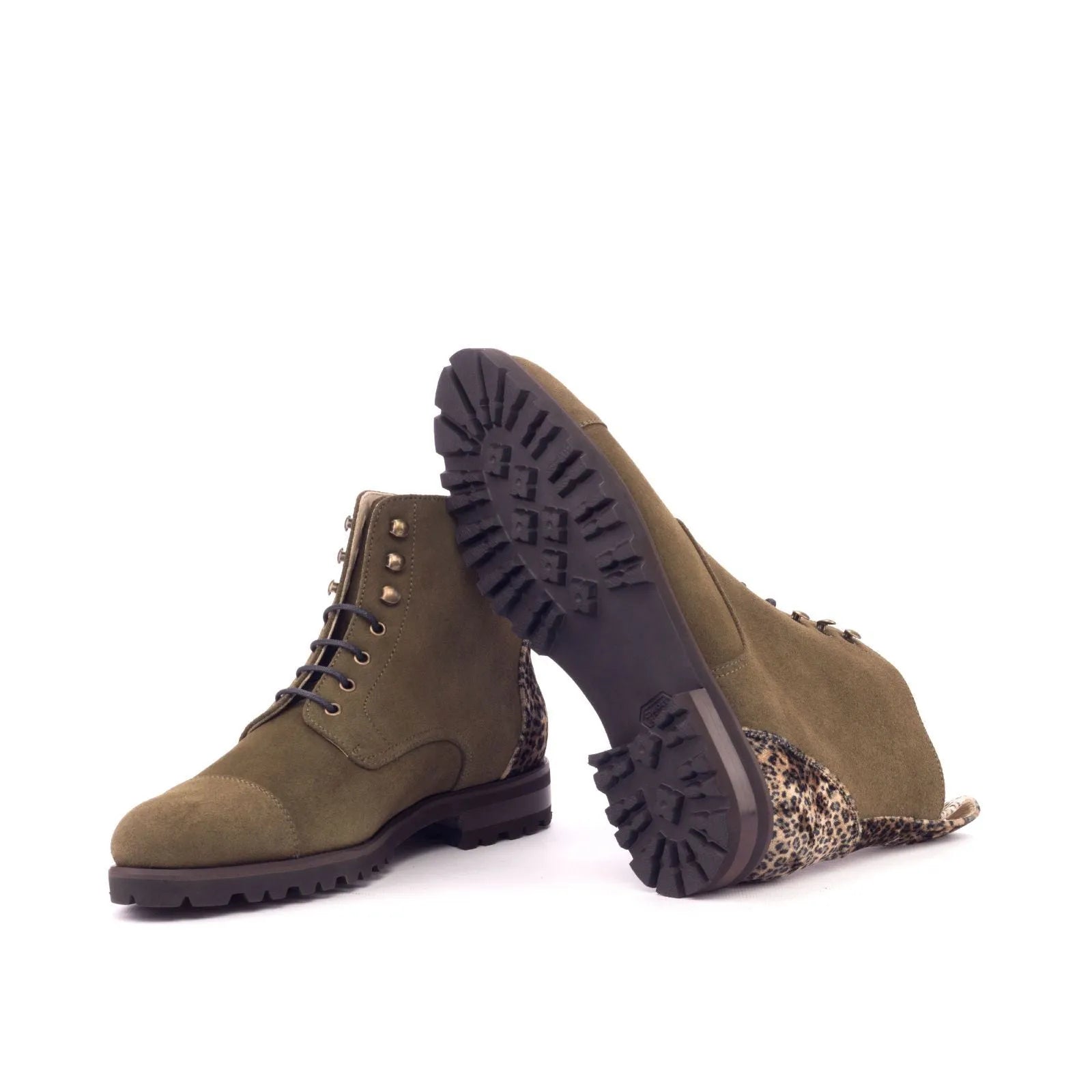 Layal ladies captoe boots in olive green leather lace-up design
