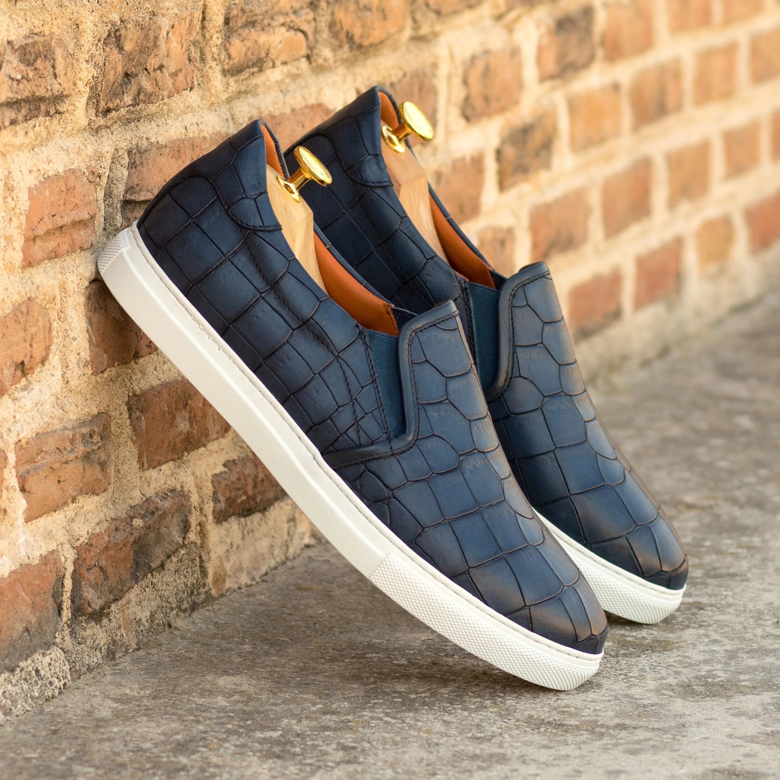 Marlos slip-on sneakers in blue crocodile pattern for men