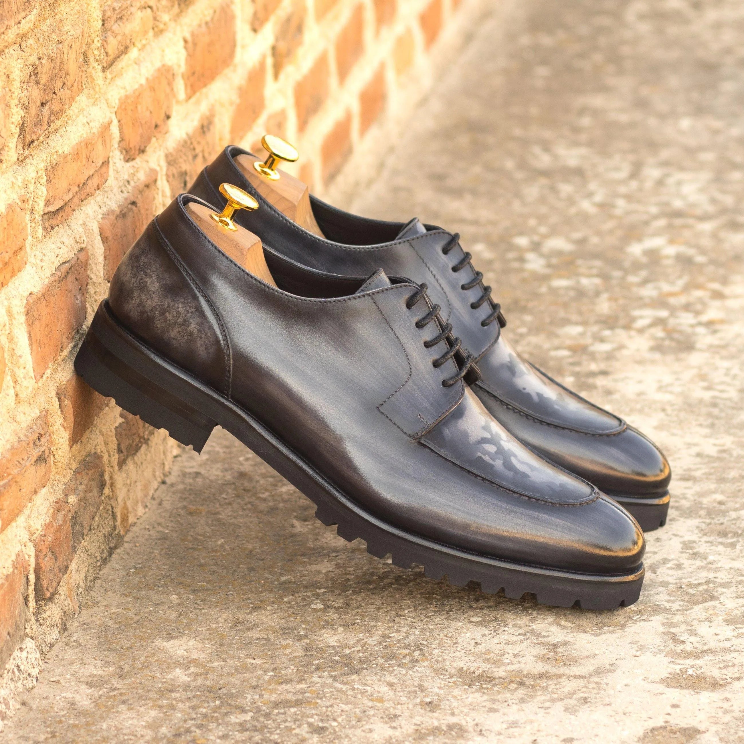 Vega derby split toe patina shoes in gray leather pair