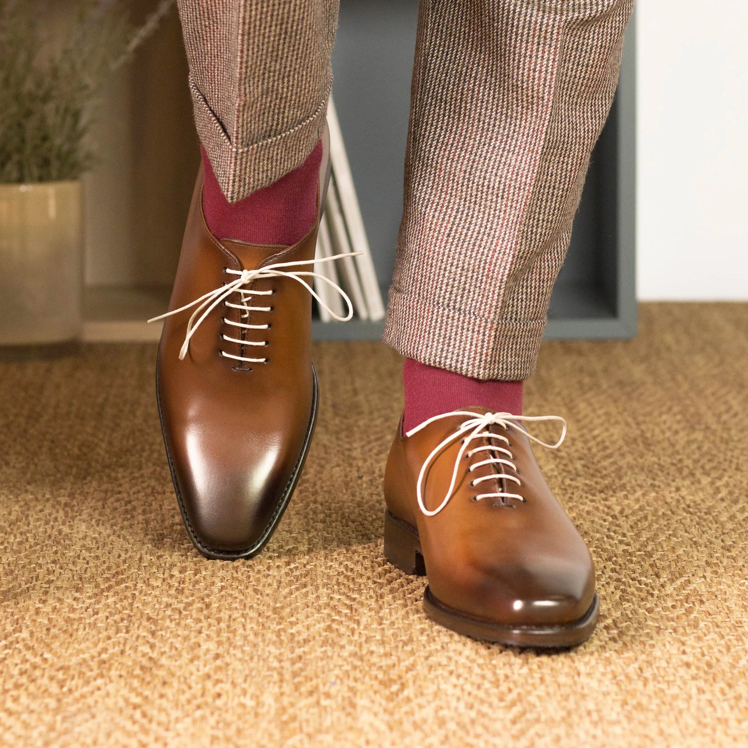Brown leather Walker Wholecut shoes